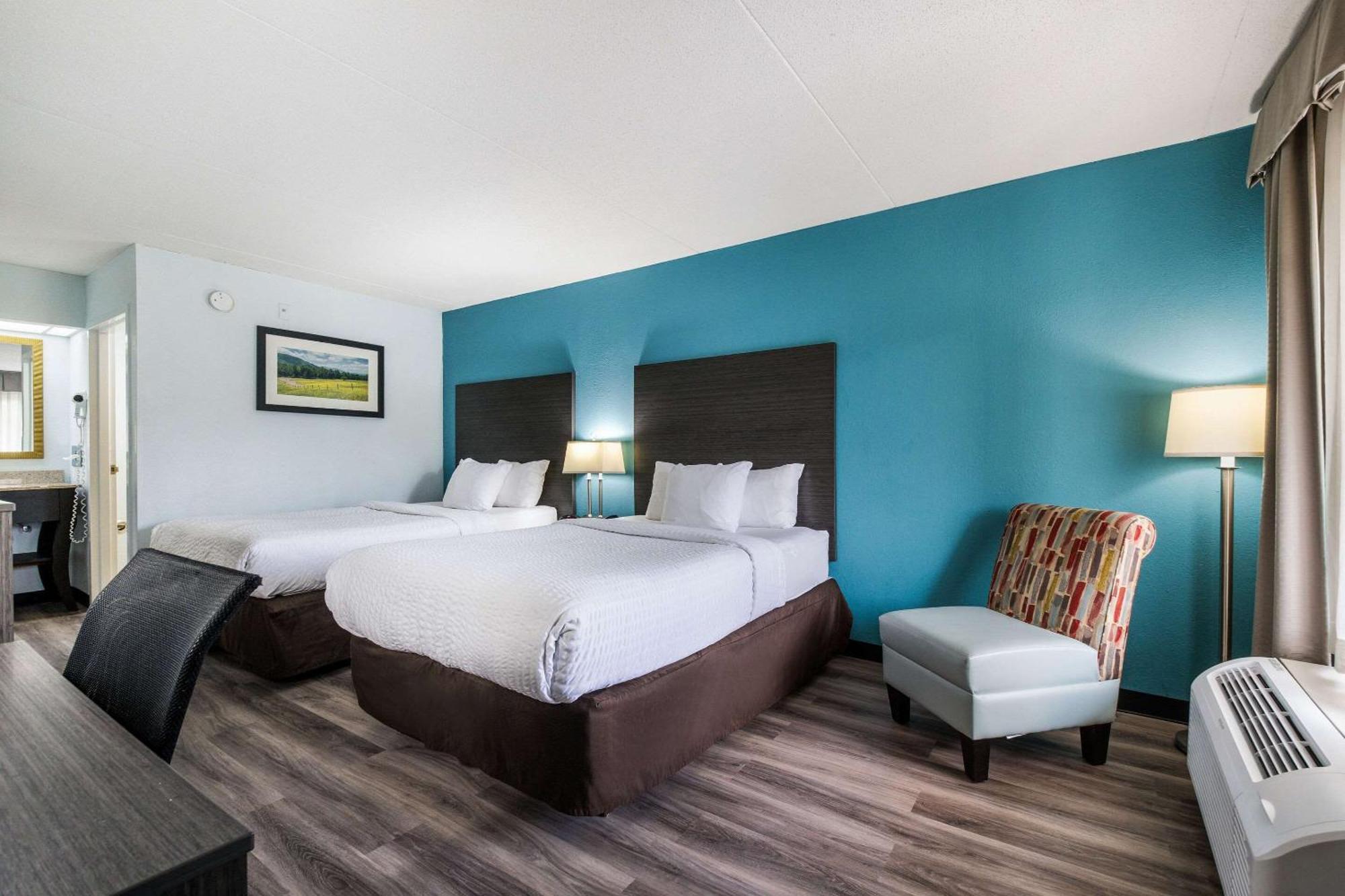 Clarion Inn Cleveland Near University Bagian luar foto